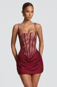 Elegante bordeauxrode kanten korset mini-jurk met gedrapeerde details en slim fit