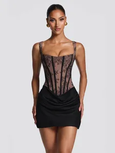 Elegante zwarte kant corset mini-jurk met geplooide rok voor chique avondfeestjes