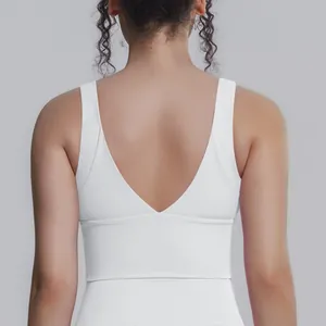 Vista posteriore di reggiseno sportivo bianco ad alta intensità con scollo a V