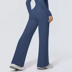 Detailansicht der Rückseite von dunkelblauen Yoga-Hosen mit hoher Taille für Fitness