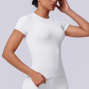 T-shirt da yoga bianca senza cuciture vestibilità slim ad alta elasticità per fitness e corsa