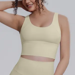 Dettaglio del reggiseno sportivo da yoga giallo pallido ad alta intensità traspirante