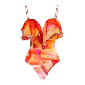 Maillot de bain une pièce élégant avec volants à froufrous et un imprimé abstrait