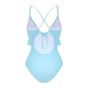Détail du dos d'un maillot de bain une pièce bleu clair avec bretelles croisées