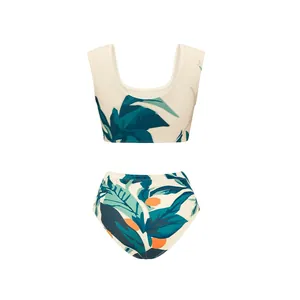 Zweiteiliger Bikini mit Tropenprint und hoher Taille in der Detailansicht