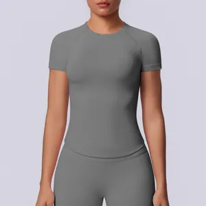 T-shirt sportiva grigia a maniche corte senza cuciture per donna, yoga e fitness