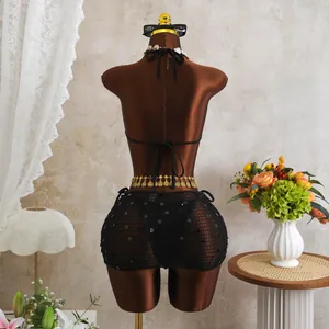 Vista posteriore dettagliata del set bikini 3 pezzi in rete nera con paillettes retrò