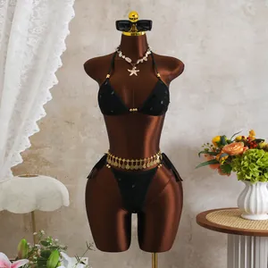 Set bikini vintage nero in mesh e paillettes con elegante dettaglio catena da pancia dorata