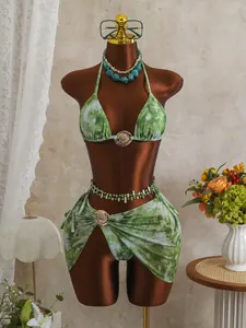 Ensemble bikini 3 pièces tie-dye vert avec paréo en mesh et boucles dorées