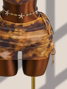Maillard stijl vakantie bikini set met mesh rokje en zeester tailleketting