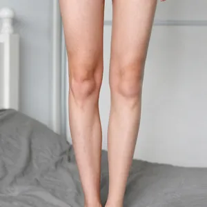 Ultra-thin nude skin-tone stockings for women with natural leg-beautifying effect