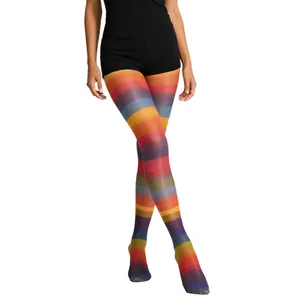 Collants rayés arc-en-ciel dégradés vibrants pour les fêtes et le cosplay japonais