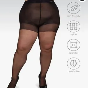 Primer plano de medias negras de talla grande con tejido transpirable y suave