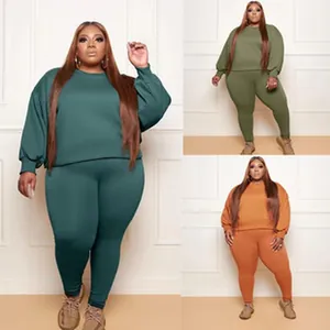 Tweeledige loungeset voor dames met grote maten bestaande uit een top en een legging