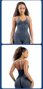 Grijze halter yoga tanktop voor dames met open rug voor sport en fitness in de gym