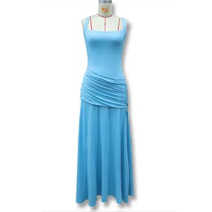 Elegante abito lungo senza maniche azzurro con vita arricciata e design con schiena scoperta