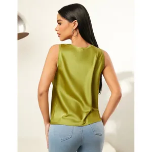 Débardeur élégant en satin vert olive à col bénitier pour femmes mode été haut sans manches