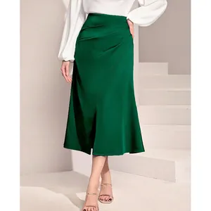 Elegant high waist emerald green satin pleated midi skirt with a stylish side slit