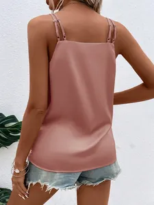 Detail Rückansicht des eleganten Satin-Camisole-Tops in Altrosa mit verstellbaren Trägern