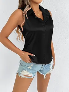 Elegante blusa sin mangas de satén negro para mujer, detalle de moda para verano