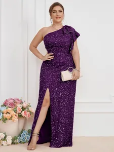 Elegante abito da sera viola con paillettes, monospalla e spacco alto per feste formali