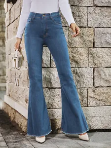 Stijlvolle flare jeans met hoge taille, gerafelde zoom en wijde pijpen voor dames