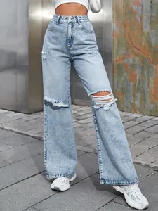 Jean femme taille haute à jambes larges délavé avec déchirures aux genoux