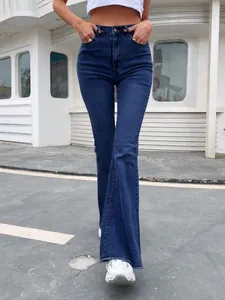 Donkerblauwe flared jeans met hoge taille voor dames met wijde pijpen en gerafelde zoom