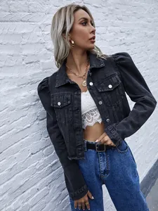 Veste courte en jean noir pour femme avec manches bouffantes et col à revers chic