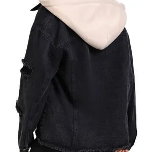 Veste en jean noire à capuche pour femme avec détails déchirés et capuche beige