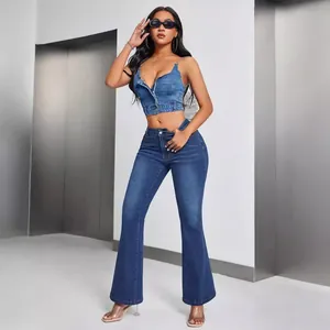 Dames denim crop top met diepe V-hals en uitlopende spijkerbroek set voor een zomerse look