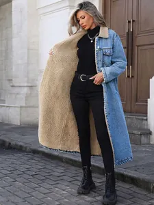 Manteau long en jean bleu pour femme avec doublure intérieure chaude en polaire sherpa beige