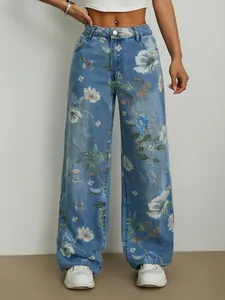 Jean large avec imprimé floral sur toute la longueur pour un look urbain et tendance