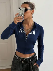Trendiger kurzer Zip-Hoodie in Marineblau für Damen mit weißem Italia-Brustaufdruck