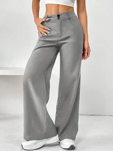 Vue détaillée du pantalon gris taille haute pour femme avec coupe droite décontractée