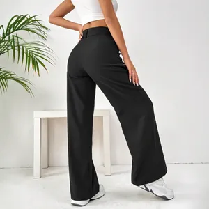Pantalon noir élégant à taille haute et jambe droite pour femme avec coupe fluide moderne