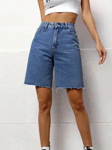 High-waisted loose denim Bermuda shorts with raw hem in light blue wash