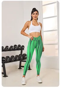 Detailansicht der grünen metallischen Aurora-Yoga-Leggings mit hohem Bund für Damen