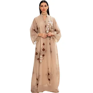 Elegantes beige langärmliges Abaya-Kleid mit Blumenstickerei und Pailletten für Abend