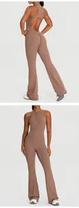 Eleganter mokkafarbener ärmelloser Yoga-Jumpsuit mit sexy rückenfreiem Design und Schlaghose