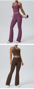 Vue détaillée d'ensembles de yoga évasés en violet et marron avec hauts dos nu