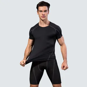 Heren zwarte compressie fitness set met sneldrogend T-shirt met korte mouwen en sportshort
