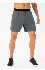 Pantalones cortos de deporte grises de secado rápido con cintura elástica para hombre