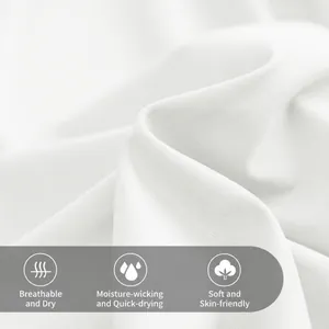 Gros plan d'un tissu de jupe de sport blanc respirant et évacuant l'humidité pour femmes