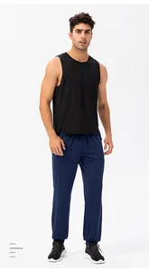 Volledig beeld van heren navy blauwe sneldrogende fitness joggingbroek voor sport en gym