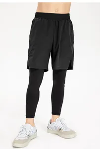 Detailansicht der 2-in-1-Sportleggings für Jungen aus atmungsaktivem, schnell trocknendem Stoff