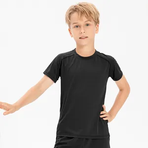 Maglietta sportiva nera a maniche corte per bambini traspirante e ad asciugatura rapida