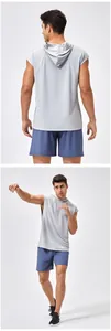 Graues ärmelloses Herren-Kapuzenshirt aus atmungsaktivem Stoff für Fitness und Laufen