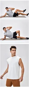 Ärmelloses Kapuzen-Trainingstop für Herren in Fitness-Action und detaillierter Nahaufnahme.