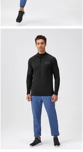 Männer in schwarzem, schnelltrocknendem Sport-Sweatshirt mit Reißverschluss für Fitness